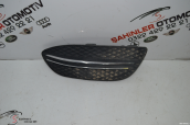 MERCEDES C SERİSİ A205 W205 SAĞ ÖN SİS FARI ÇERÇEVESİ