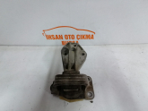 Oto Çıkma Parça / Renault / Megane / Motor / Takozu & Kulağı / Çıkma Parça 