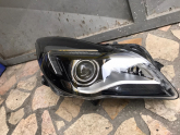 Oto Çıkma Parça / Opel / Insignia / Far & Stop / Sağ Ön Far / Çıkma Parça 