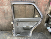 Oto Çıkma Parça / Hyundai / Elantra / Kaporta & Karoser / Sağ Arka Kapı / Çıkma Parça 