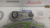 Oto Çıkma Parça / Renault / Megane / Motor / Takozu & Kulağı / Çıkma Parça 