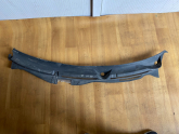 Oto Çıkma Parça / Volkswagen / Golf / Oto Cam / Ön Cam Izgarası / Çıkma Parça 