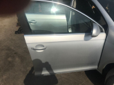 Oto Çıkma Parça / Volkswagen / Jetta / Kaporta & Karoser / Sağ Ön Kapı / Çıkma Parça 