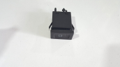 Oto Çıkma Parça / Volkswagen / Golf / Oto Cam / Cam Düğmesi / Sıfır Parça 