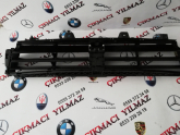 Oto Çıkma Parça / Porsche / Panamera / Tampon / Orta Izgara / Çıkma Parça 