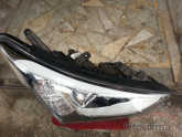Oto Çıkma Parça / Hyundai / Santa Fe / Far & Stop / Sağ Ön Far / Çıkma Parça 