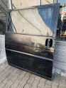 Oto Çıkma Parça / Volkswagen / Transporter / Kaporta & Karoser / Sağ Arka Kapı / Çıkma Parça 