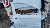 FORD COURİER SAĞ ÖN KAPI BEYAZ ÇIKMA ORİJİNAL