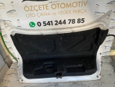Oto Çıkma Parça / Mitsubishi / Carisma / Kaporta & Karoser / Bagaj Kapağı / Çıkma Parça 