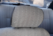 1992 TOYOTA COROLLA HATASIZ SAĞ ÖN KOLTUK BAŞLIĞI.