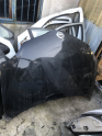 Nissan piremera kaput