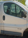 Renault trafic sağ ön kapı