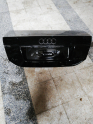 Audi A6 bagaj kapısı