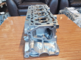Oto Çıkma Parça / Toyota / Corolla / Motor / Silindir Kapağı / Çıkma Parça 