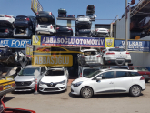 Oto Çıkma Parça / Renault / Clio / Kaporta & Karoser / Sol Ön Kapı / Çıkma Parça 
