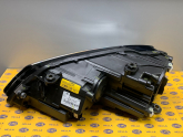 Oto Çıkma Parça / Volkswagen / Jetta / Far & Stop / Sağ Ön Far / Sıfır Parça 