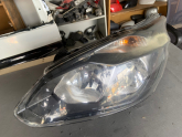 Oto Çıkma Parça / Ford / Tourneo Custom / Far & Stop / Sol Ön Far / Çıkma Parça 