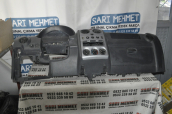 Oto Çıkma Parça / Peugeot / Partner / Göğüslük & Torpido / Komple Torpido / Çıkma Parça 