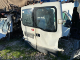 Oto Çıkma Parça / Renault / Master / Oto Cam / Bagaj Camı / Çıkma Parça 