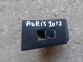 Toyota Auris Arka Cam Acma Düğmesi 2012 üstü