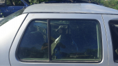1997 volkswagen vento 1.9 turbo dizel sağ arka kapı camı