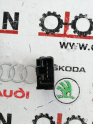 Oto Çıkma Parça / Toyota / Corolla / Oto Cam / Cam Düğmesi / Çıkma Parça 
