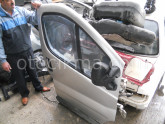 Oto Çıkma Parça / Renault / Trafic / Kaporta & Karoser / Sağ Ön Kapı / Çıkma Parça 