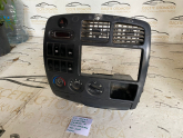 Oto Çıkma Parça / Kia / Pregio / Elektrik / Dörtlü Flaşör Düğmesi / Çıkma Parça 