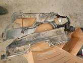 Oto Çıkma Parça / Mercedes / 200 / Oto Cam / Ön Cam Izgarası / Çıkma Parça 