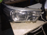 Oto Çıkma Parça / Toyota / Hilux / Far & Stop / Sol Ön Far / Çıkma Parça 