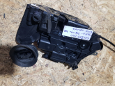 Oto Çıkma Parça / Volkswagen / Golf / Kaporta & Karoser / Kapı Kilidi / Çıkma Parça 
