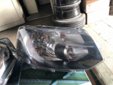 Oto Çıkma Parça / Volkswagen / Transporter / Far & Stop / Sağ Ön Far / Çıkma Parça 