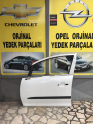 Opel corsa d beyaz renk sol ön kapı