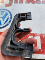 1K0971866 volkswagen golf 5 ön cam alt tesisat geçiş kanalı