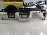 Oto Çıkma Parça / Bmw / 5 Serisi / Göğüslük & Torpido / Komple Torpido / Çıkma Parça 