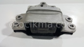 Oto Çıkma Parça / Volkswagen / Passat / Motor / Takozu & Kulağı / Sıfır Parça 