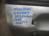 Oto Çıkma Parça / Mitsubishi / Galant / Kaporta & Karoser / Sağ Ön Kapı / Çıkma Parça 