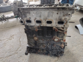 Oto Çıkma Parça / Volkswagen / Passat / Motor / Silindir Kapağı / Çıkma Parça 