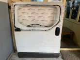 Oto Çıkma Parça / Renault / Trafic / Kaporta & Karoser / Kapı Menteşesi / Çıkma Parça 