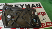 Oto Çıkma Parça / Volkswagen / Golf / Oto Cam / Cam Krikosu / Çıkma Parça 