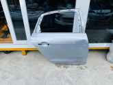 Audi a4 sag arka kapı (az hasarlı)