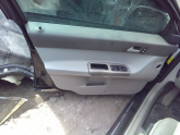 2007 VOLVO S40 ORJİNAL ÖN KAPI DÖŞEMESİ.