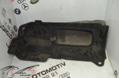 Oto Çıkma Parça / Bmw / 3 Serisi / Filtre / Hava Filtre Kapağı / Çıkma Parça 