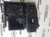 Oto Çıkma Parça / Volkswagen / Golf / Elektrik / Sigorta Kutusu / Çıkma Parça 