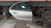 MERCEDES W211 SAĞ ARKA KAPI