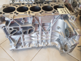 Oto Çıkma Parça / Volkswagen / Touareg / Motor / Blok / Çıkma Parça 