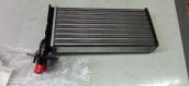 Oto Çıkma Parça / Volkswagen / Transporter / Radyatör / Kalorifer Radyatörü / Sıfır Parça 