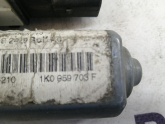 Oto Çıkma Parça / Volkswagen / Golf / Oto Cam / Cam Motoru / Çıkma Parça 