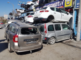 Oto Çıkma Parça / Dacia / Logan / Tampon / Izgara Çıtası / Çıkma Parça 