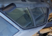 1992 TOYOTA COROLLA HATASIZ SAĞ TAKIM KAPI CAMI.